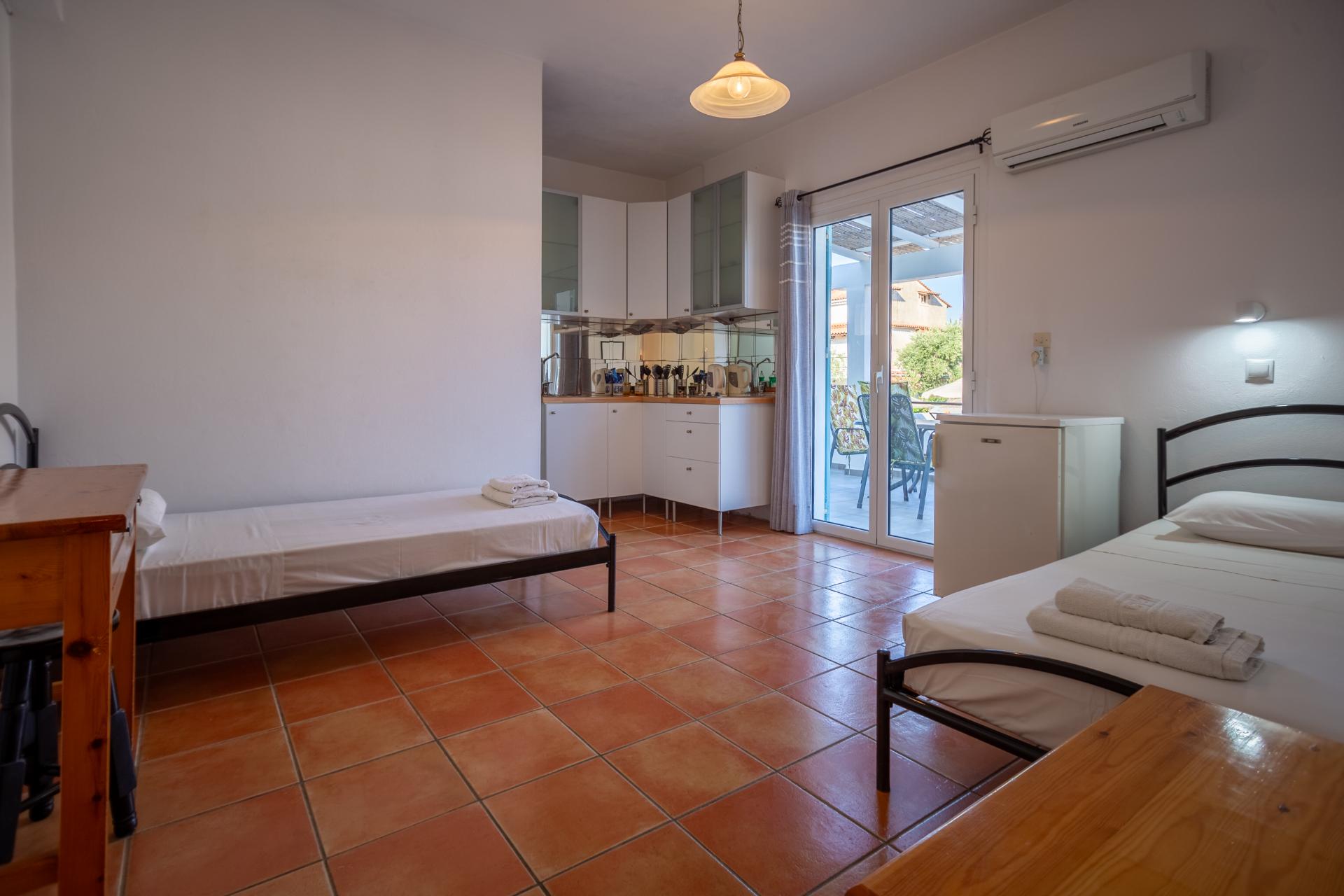 to konaki alykes zakynthos zante