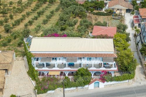 alikes alykes to konaki Zakynthos